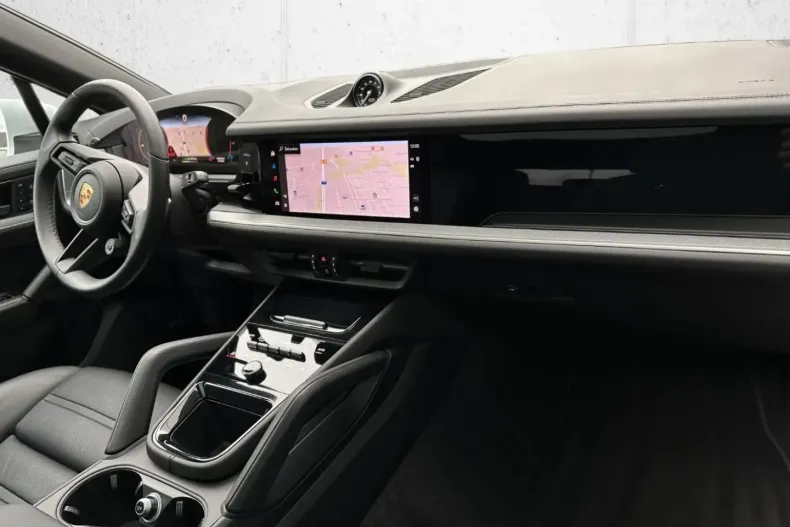 Porsche Cayenne din 2024 cu 14.600 km - oferta POR168559 - foto 12