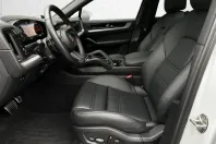 Porsche Cayenne din 2024 cu 14.600 km - oferta POR168559 - foto 20