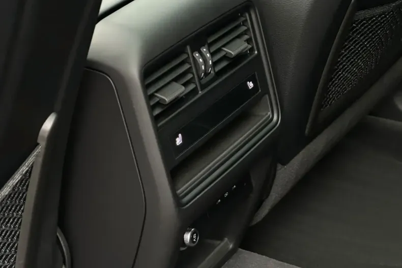 Porsche Cayenne din 2024 cu 14.600 km - oferta POR168559 - foto 22