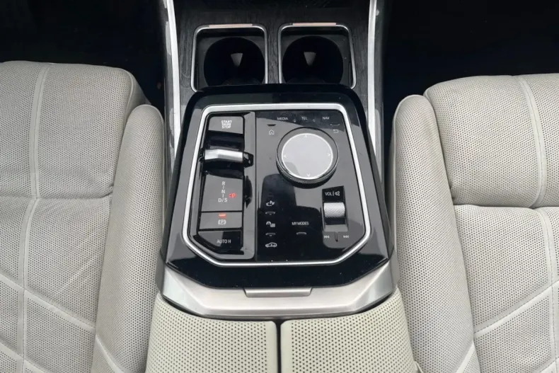 BMW 740 din 2023 cu 122.710 km - oferta BMW168564 - foto 7