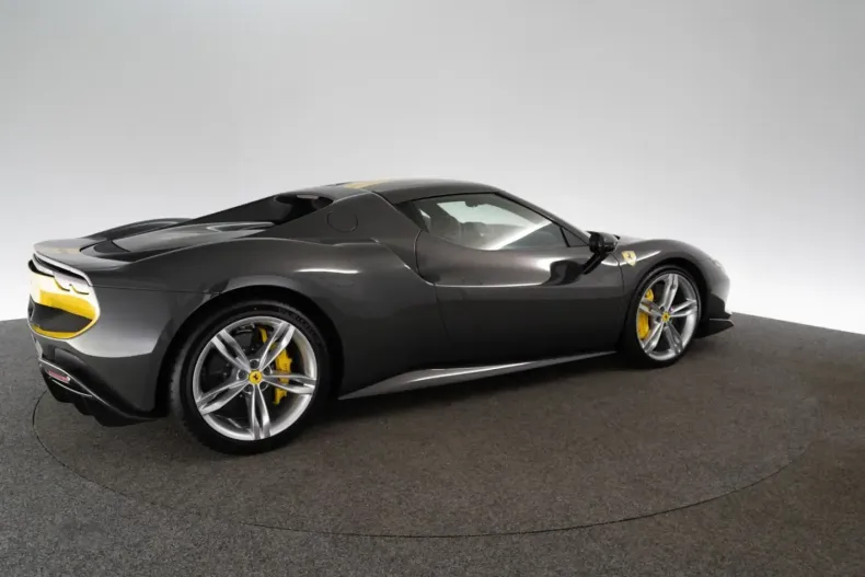 Ferrari 296 GTB din 2024 cu 5.800 km - oferta FER168567 - foto 5