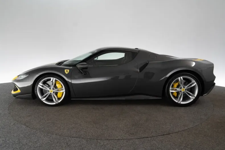 Ferrari 296 GTB din 2024 cu 5.800 km - oferta FER168567 - foto 11