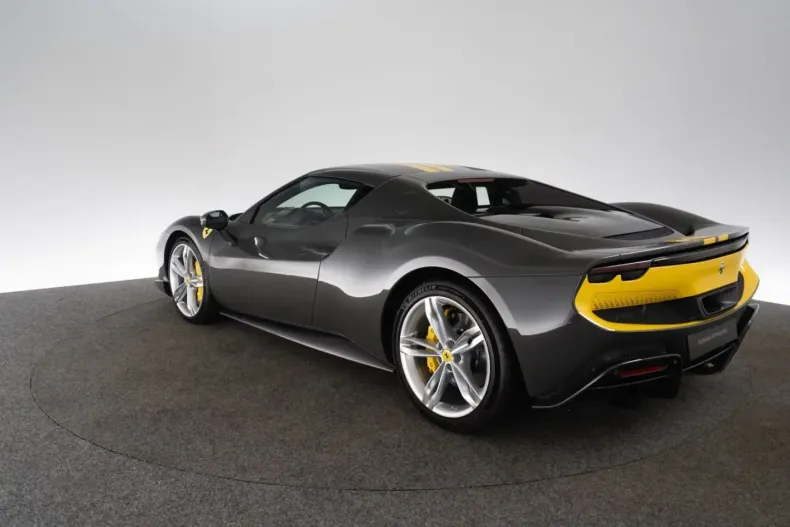 Ferrari 296 GTB din 2024 cu 5.800 km - oferta FER168567 - foto 13