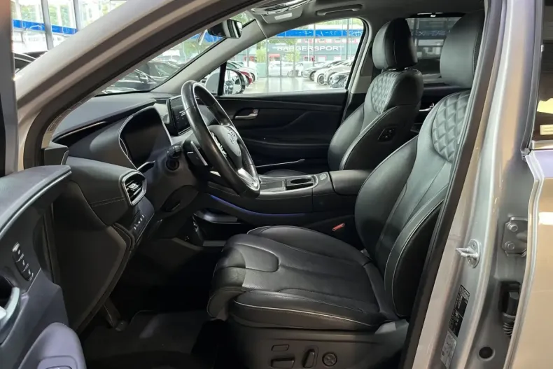 Hyundai SANTA FE din 2022 cu 66.481 km - oferta HYU168583 - foto 9