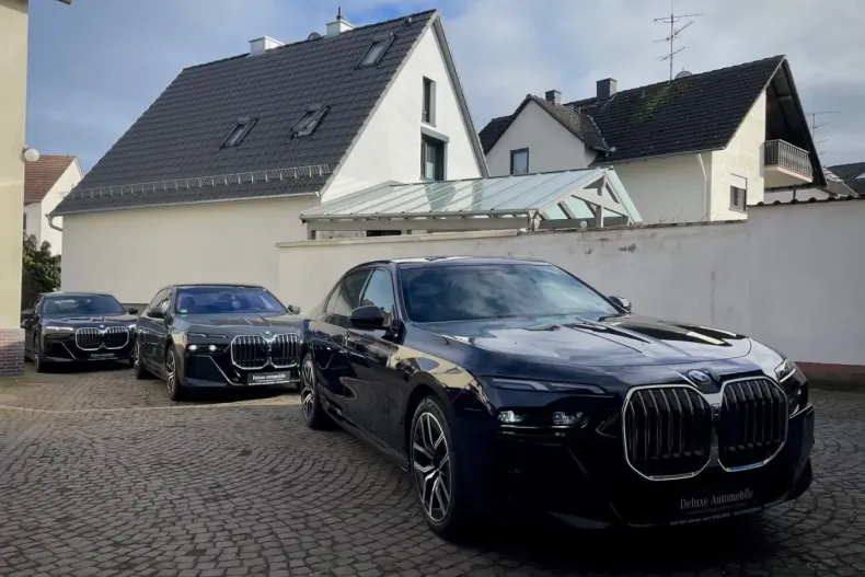 BMW 740 din 2024 cu 28.000 km - oferta BMW168593 - foto 1