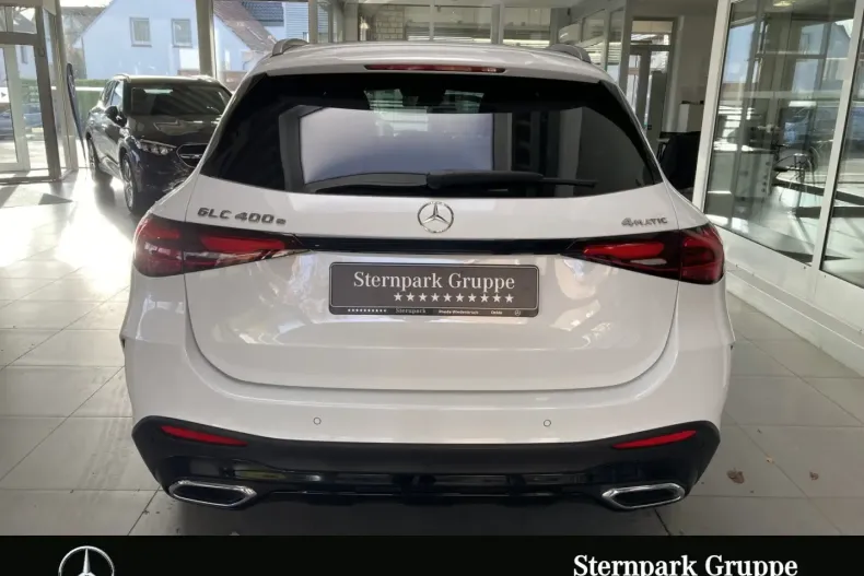 Mercedes-Benz GLC 400 din 2024 cu 12.700 km - oferta MER168612 - foto 6