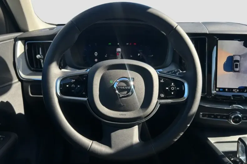 Volvo XC60 din 2024 cu 29.900 km - oferta VOL168616 - foto 7