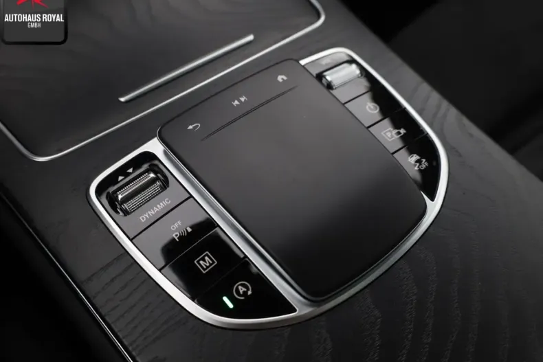 Mercedes-Benz GLC 200 din 2021 cu 50.000 km - oferta MER168625 - foto 24