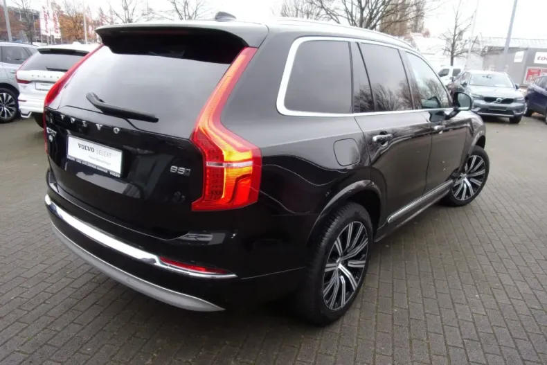 Volvo XC90 din 2022 cu 72.700 km - oferta VOL168626 - foto 3
