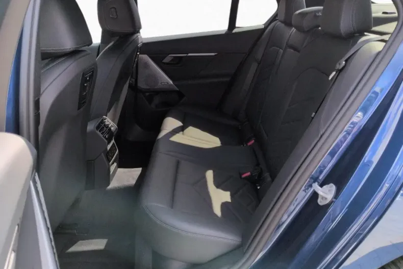 BMW 520 din 2024 cu 24.332 km - oferta BMW168635 - foto 8