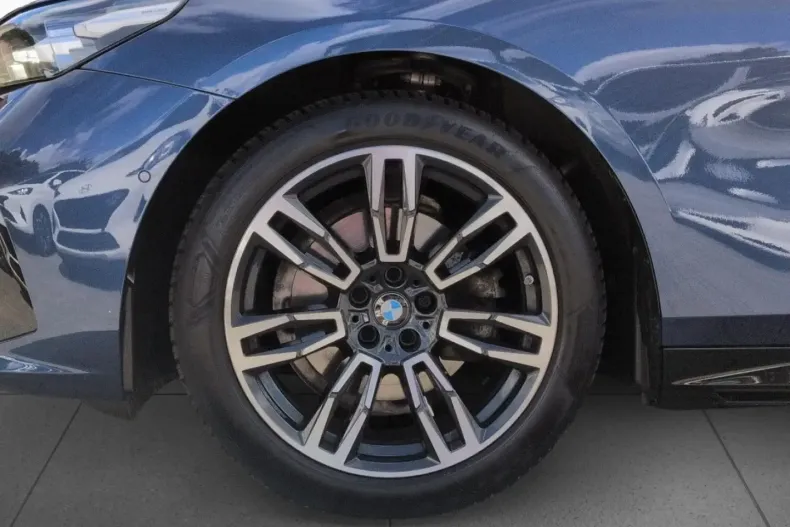 BMW 520 din 2024 cu 24.332 km - oferta BMW168635 - foto 13