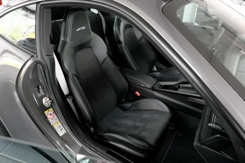 Porsche 992 din 2024 cu 10.000 km - oferta POR168637 - foto 13