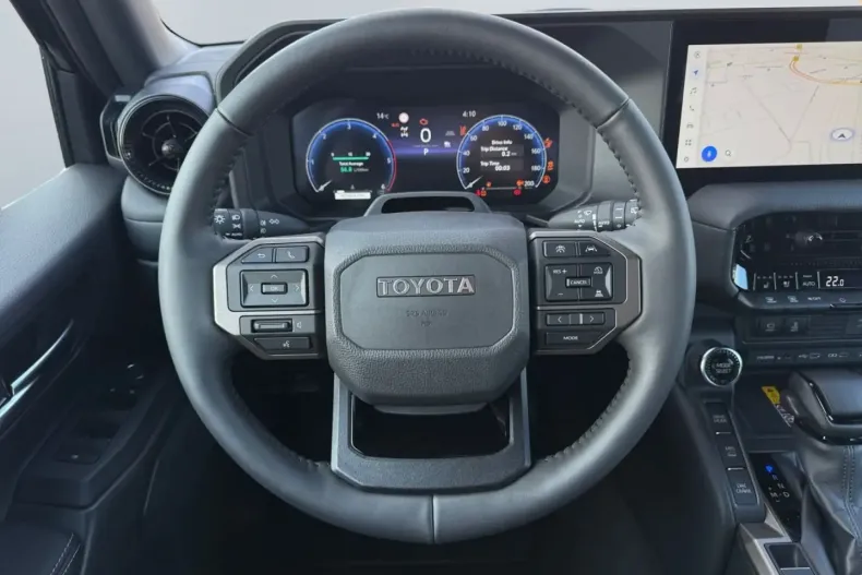 Toyota Land Cruiser din 2024 cu 14.990 km - oferta TOY168655 - foto 9