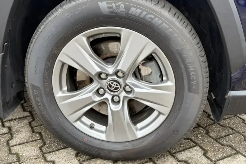 Toyota RAV4 din 2023 cu 50.860 km - oferta TOY168661 - foto 8