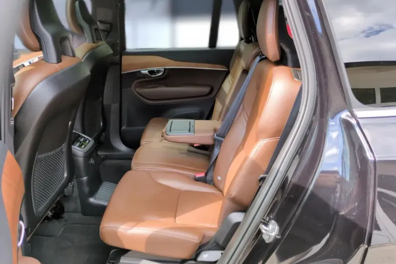 Volvo XC90 din 2021 cu 84.700 km - oferta VOL168669 - foto 14