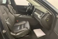 Volvo XC60 din 2021 cu 69.171 km - oferta VOL168678 - foto 5