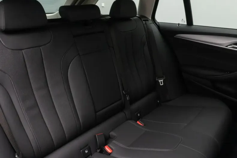 BMW 530 din 2022 cu 56.356 km - oferta BMW168687 - foto 28