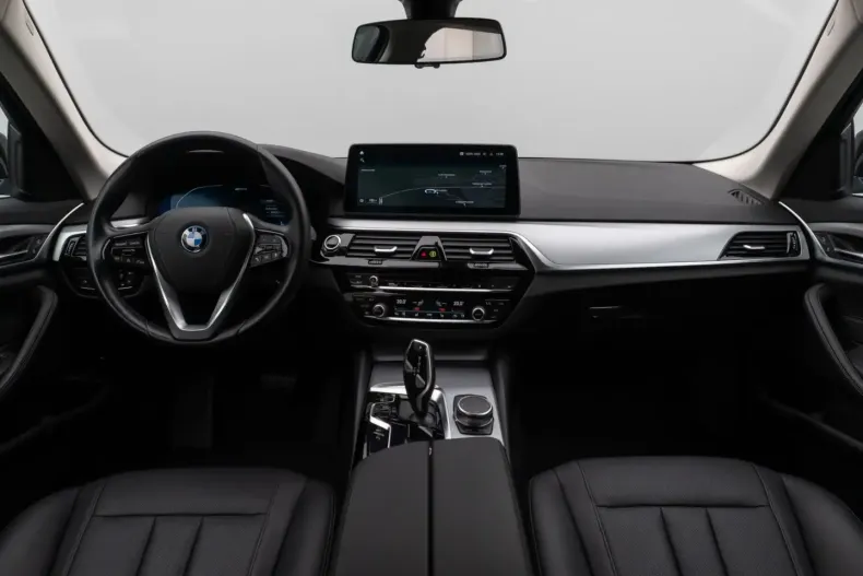 BMW 530 din 2022 cu 56.356 km - oferta BMW168687 - foto 38