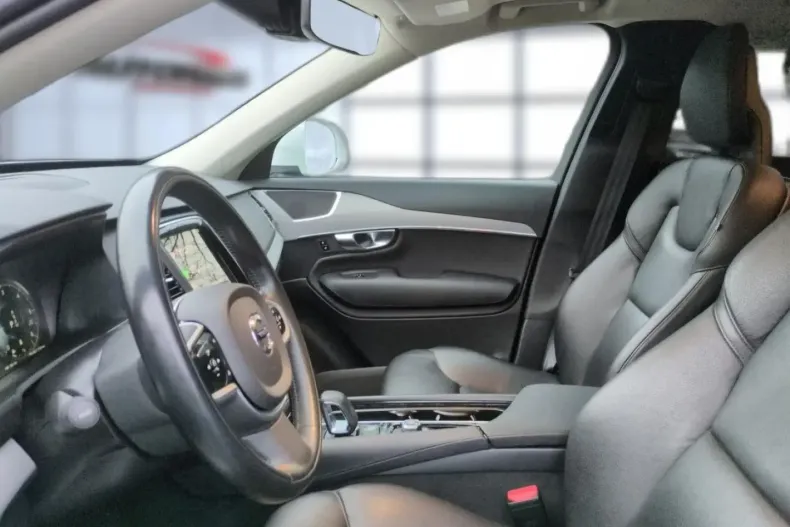 Volvo XC90 din 2021 cu 69.300 km - oferta VOL168695 - foto 9