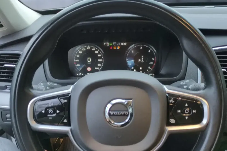 Volvo XC90 din 2021 cu 69.300 km - oferta VOL168695 - foto 11