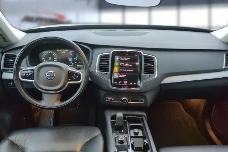 Volvo XC90 din 2021 cu 69.300 km - oferta VOL168695 - foto 17