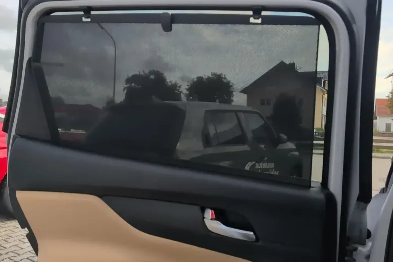 Hyundai SANTA FE din 2022 cu 56.500 km - oferta HYU168700 - foto 18