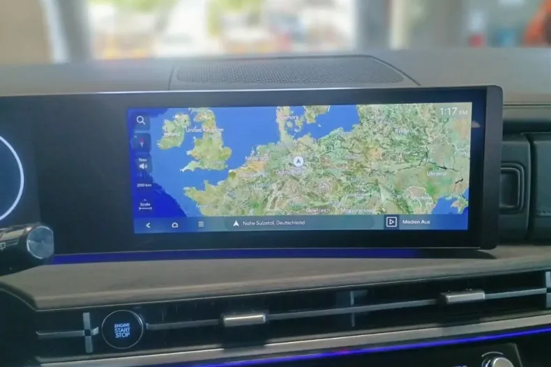 Hyundai SANTA FE din 2025 cu 18.461 km - oferta HYU168702 - foto 8