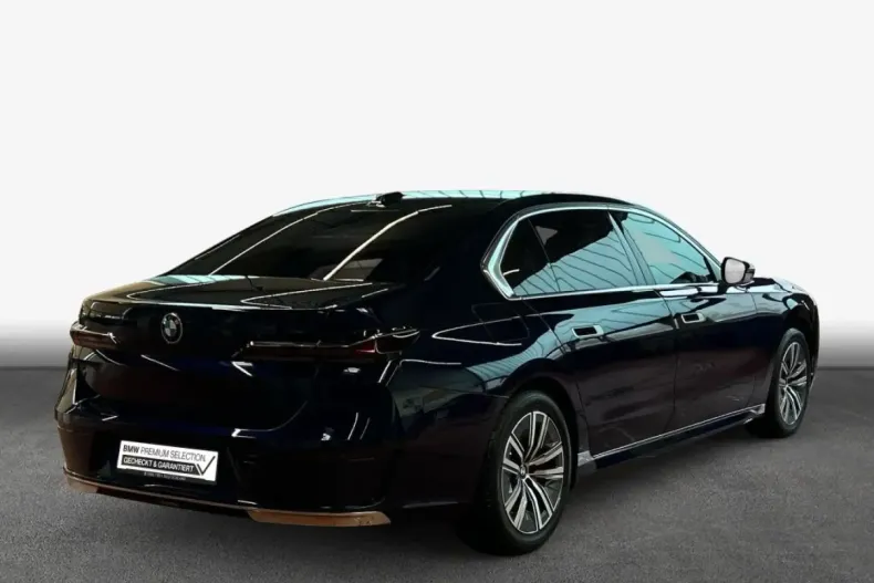 BMW 740 din 2024 cu 8.718 km - oferta BMW168712 - foto 2