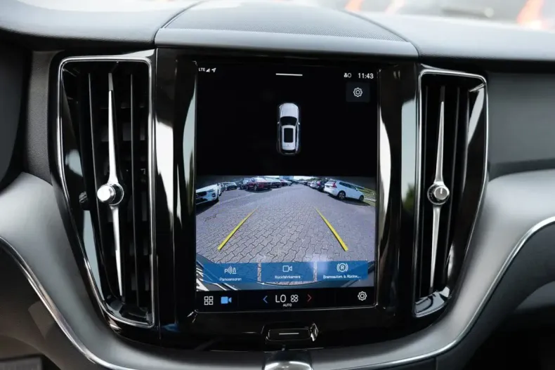 Volvo XC60 din 2023 cu 52.386 km - oferta VOL168714 - foto 14