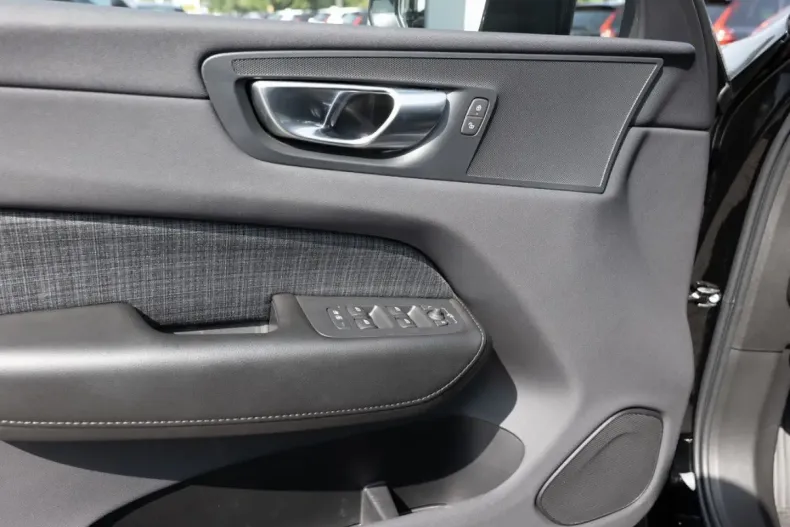 Volvo XC60 din 2023 cu 52.386 km - oferta VOL168714 - foto 22