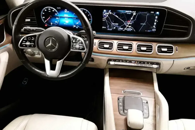 Mercedes-Benz GLE 350 din 2022 cu 65.121 km - oferta MER168715 - foto 3