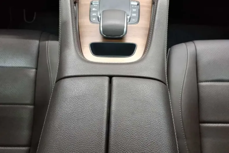 Mercedes-Benz GLE 300 din 2022 cu 73.367 km - oferta MER168719 - foto 5