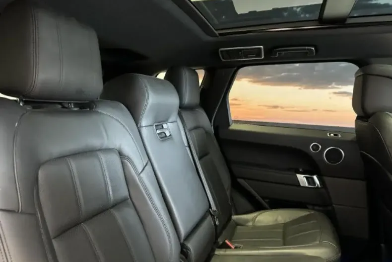 Land Rover Range Rover Sport din 2022 cu 53.500 km - oferta LAN168728 - foto 6