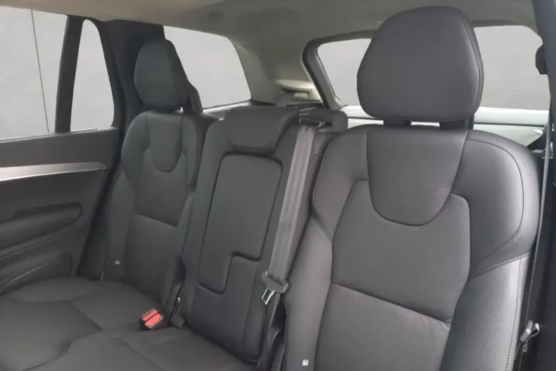 Volvo XC90 din 2024 cu 16.820 km - oferta VOL168730 - foto 17