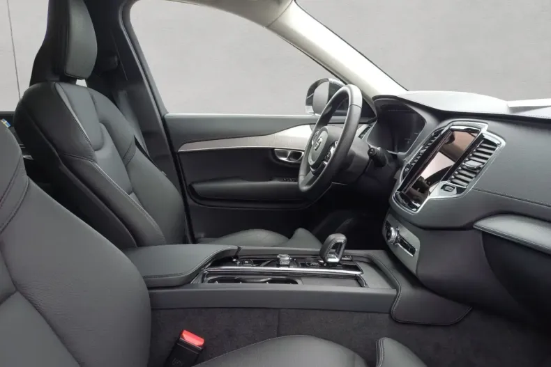 Volvo XC90 din 2024 cu 16.820 km - oferta VOL168730 - foto 18