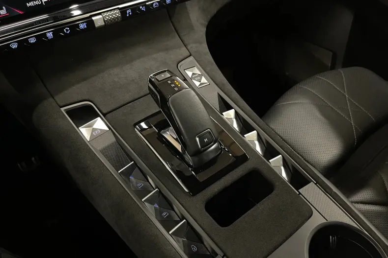 DS Automobiles DS 7 Crossback din 2020 cu 78.701 km - oferta DSA168759 - foto 31