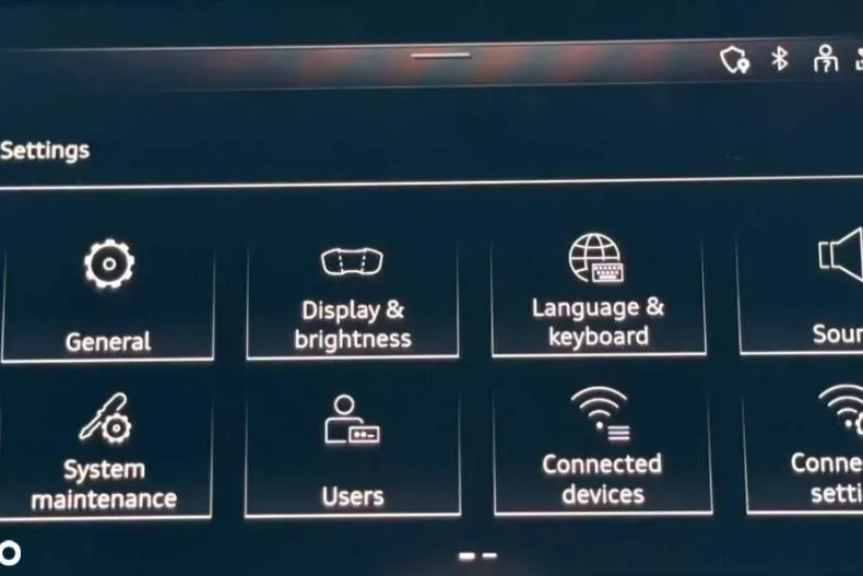 Audi Q3 din 2021 cu 140.000 km - oferta AUD168762 - foto 38