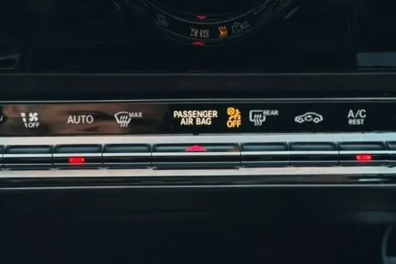 Mercedes-Benz CLA din 2020 cu 145.000 km - oferta MER168764 - foto 26