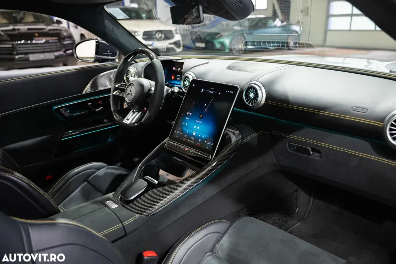 Mercedes-Benz AMG GT din 2024 cu 12.000 km - oferta MER168772 - foto 7