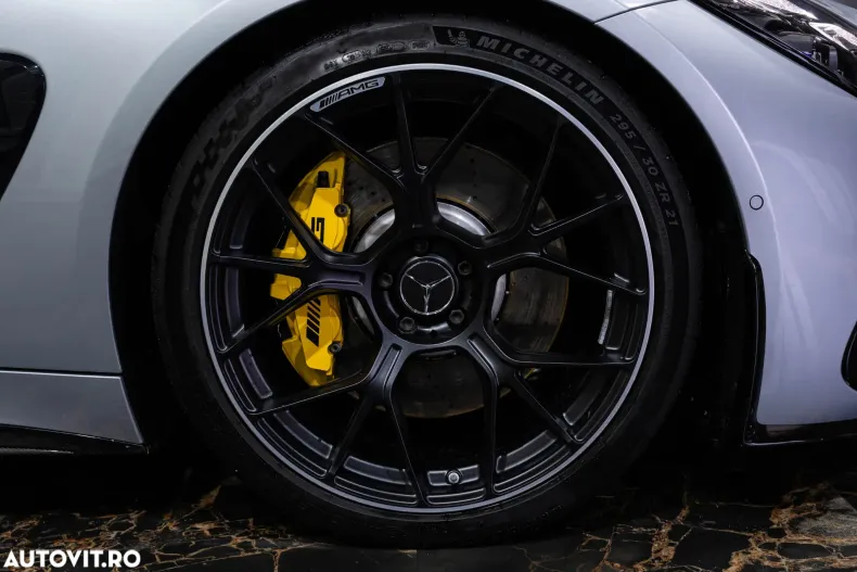 Mercedes-Benz AMG GT din 2024 cu 12.000 km - oferta MER168772 - foto 13