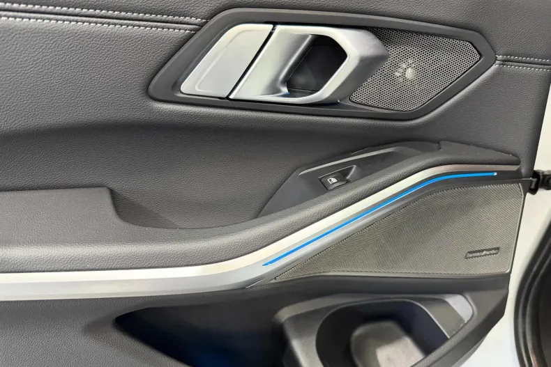 BMW Seria 3 din 2021 cu 112.105 km - oferta BMW168773 - foto 24