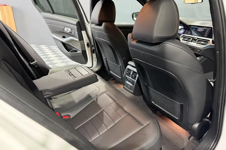 BMW Seria 3 din 2021 cu 112.105 km - oferta BMW168773 - foto 25