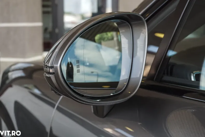 Porsche Cayenne Coupe din 2023 cu 39.990 km - oferta POR168782 - foto 33