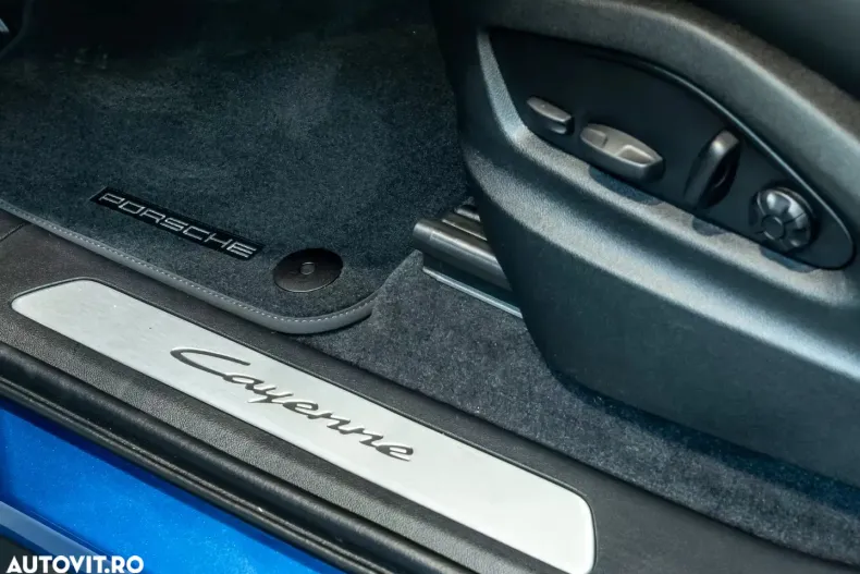 Porsche Cayenne Coupe din 2025 cu 8.900 km - oferta POR168793 - foto 21