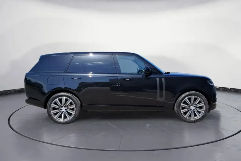 Land Rover Range Rover din 2025 cu 3.000 km - oferta LAN168795 - foto 6