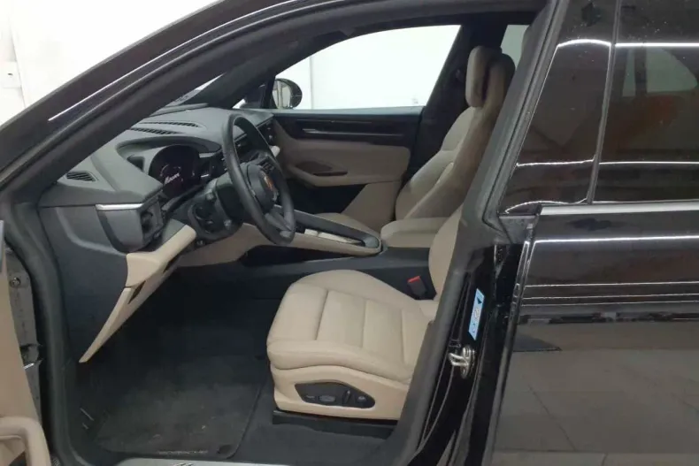 Porsche Macan din 2024 cu 20.100 km - oferta POR168799 - foto 4