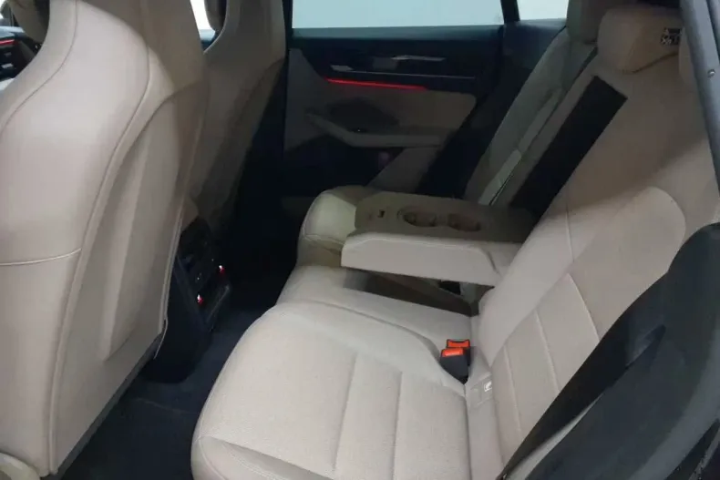 Porsche Macan din 2024 cu 20.100 km - oferta POR168799 - foto 10