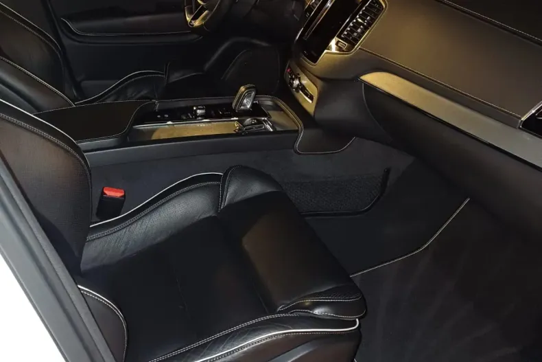 Volvo XC90 din 2020 cu 121.575 km - oferta VOL168800 - foto 12