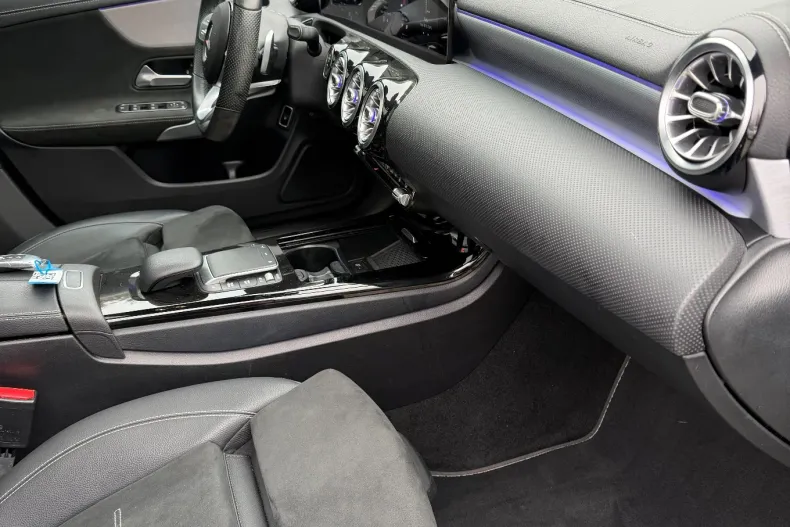 Mercedes-Benz CLA din 2021 cu 120.000 km - oferta MER168801 - foto 10