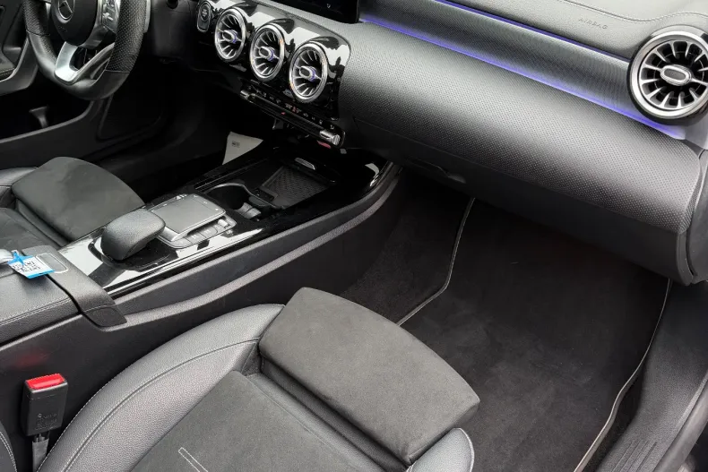 Mercedes-Benz CLA din 2021 cu 120.000 km - oferta MER168801 - foto 13